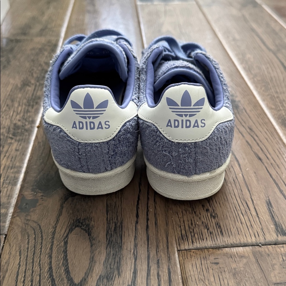 Adidas big kid size 6 south park towel glow in dark sneakers - Picture 3 of 10